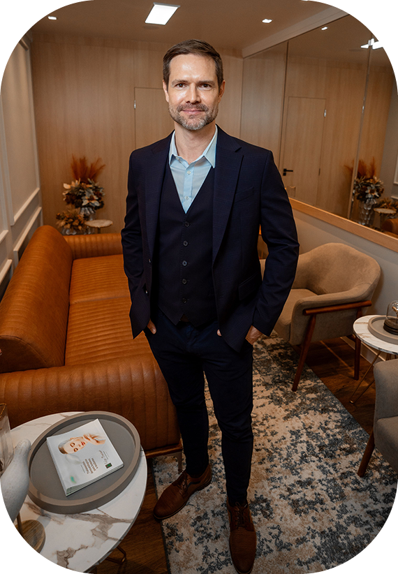 Dr. Felipe Benvenuti